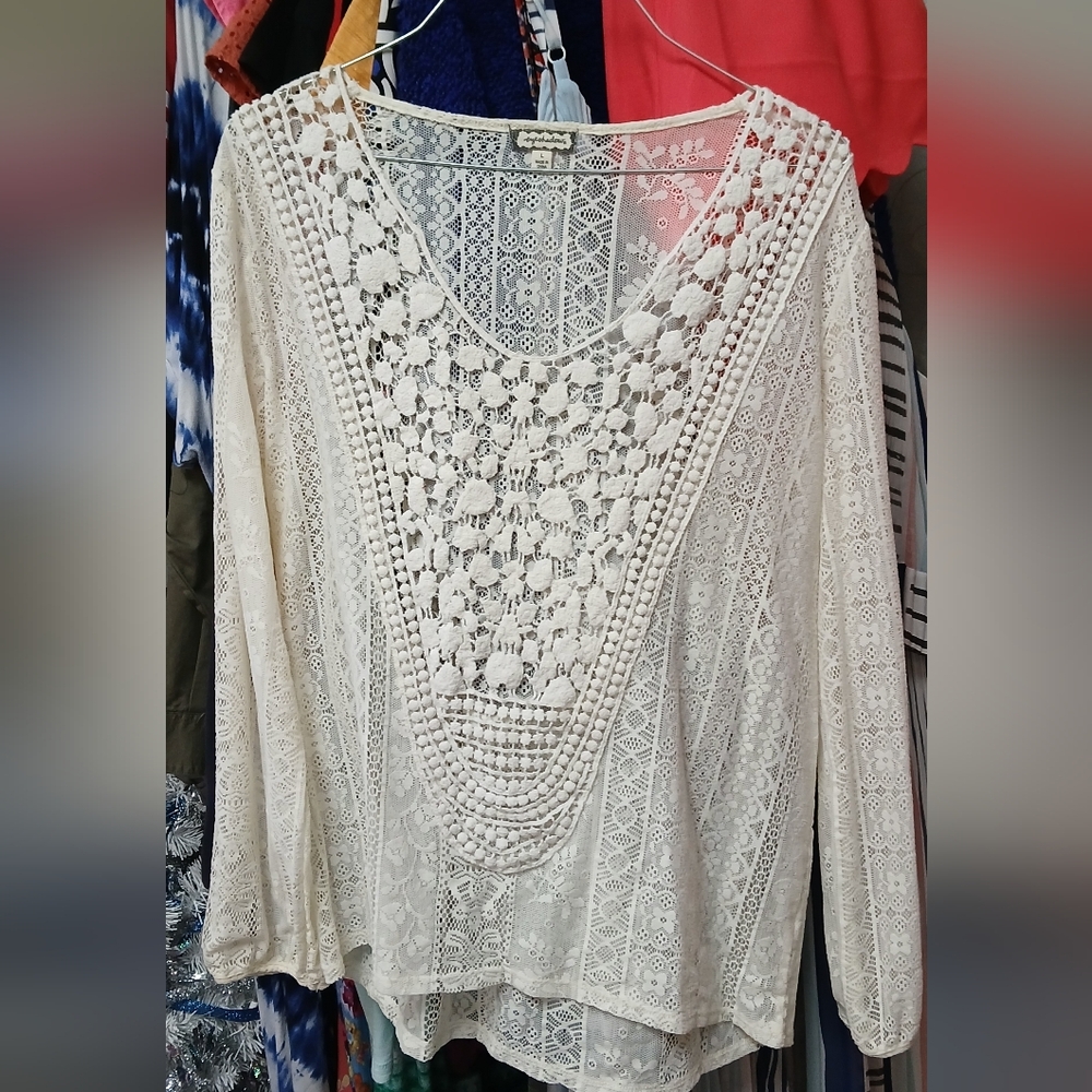 Elegant Lace Blouse in Cream